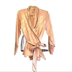 NEW Victoria’s Secret pink pajama short robe housecoat NWT size M